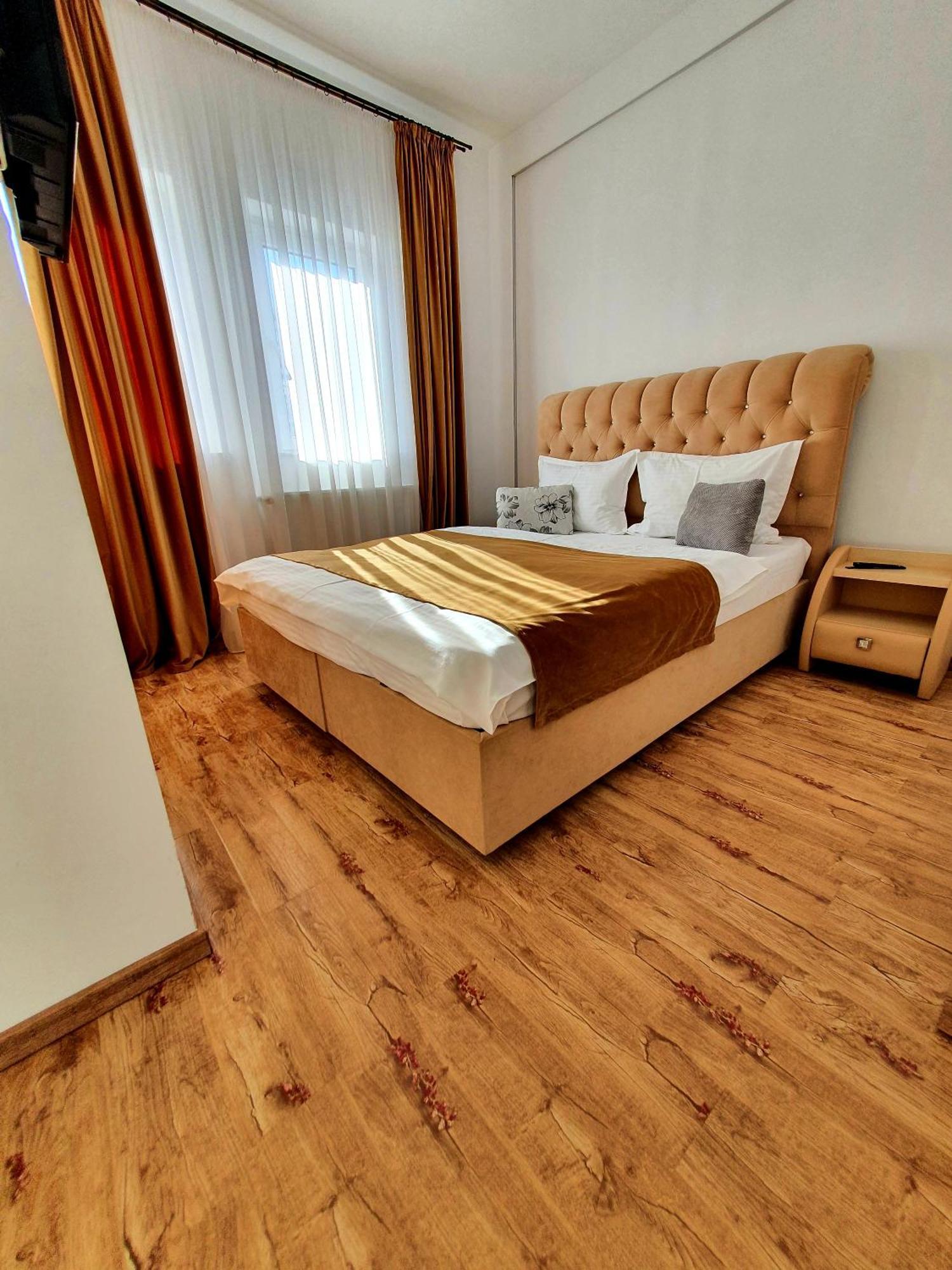 Laura Apartments Sinaia Exterior photo